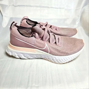 Woman's Nike React Infiniti Running Shoes‎